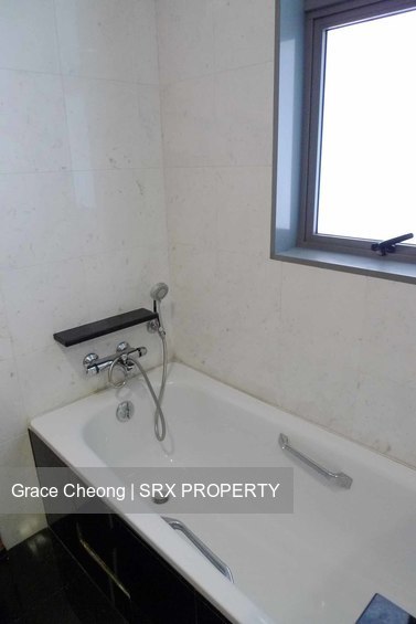 The Waterina (D14), Apartment #202970951